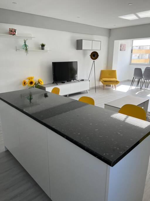 Sunflower Apartment Albufeira Bagian luar foto